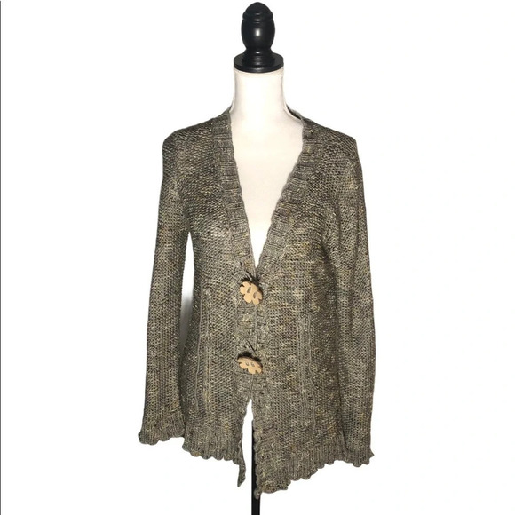 ASPEN Seed Moss Stitch Knit Wooden Flower Accent Button Down Cardigan Sweater - Picture 1 of 8